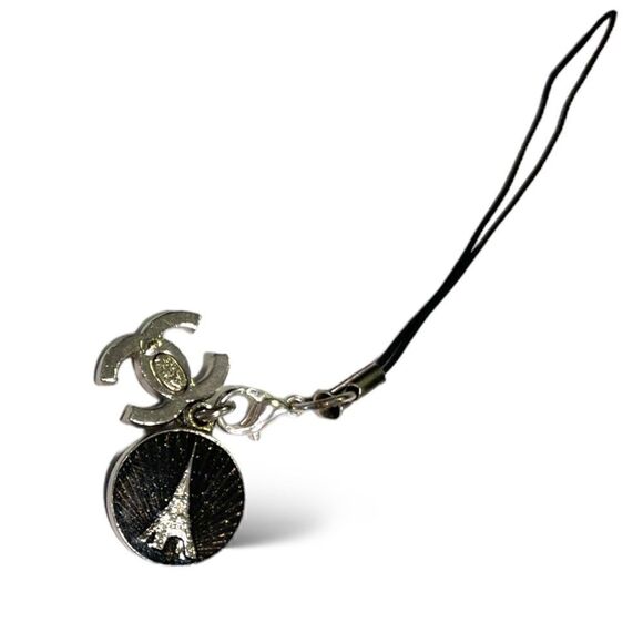 CHANEL CC Logo & Eiffel Tower Charm 2008/Cruise Line - Picture 5 of 7